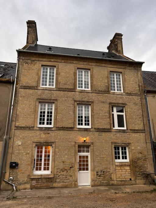 Appartement Richard Merrill 2 Personnes En Plein Centre Sainte-Mere-Eglise Exterior photo